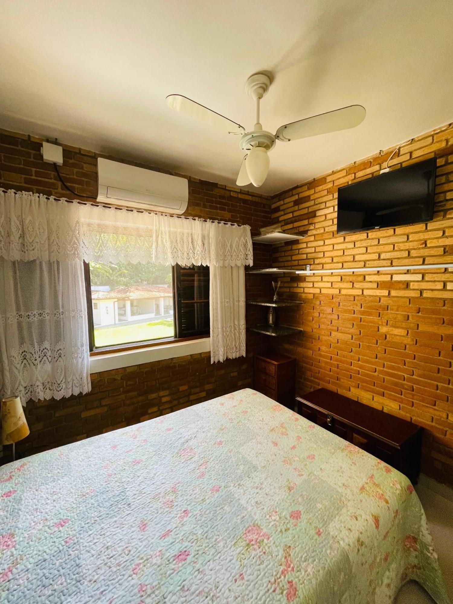 Com Acesso A Pe A Santa Rita - Enseada - Apartamento